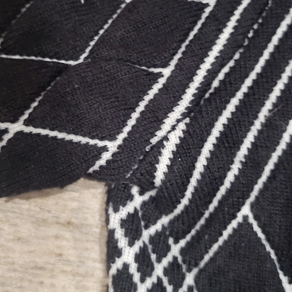 Neiman Marcus Womens Lg black and white open front cardigan sweater - Picture 3 of 9